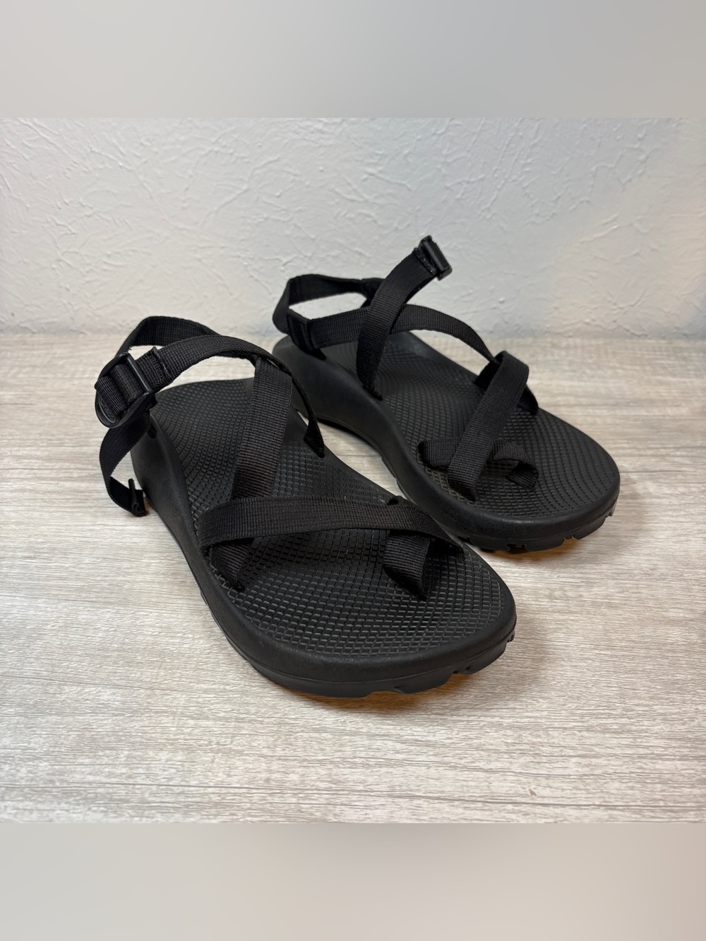 Chaco Z/2 Classic Mens 10 Black Canvas Hiking Water Sport Sandals